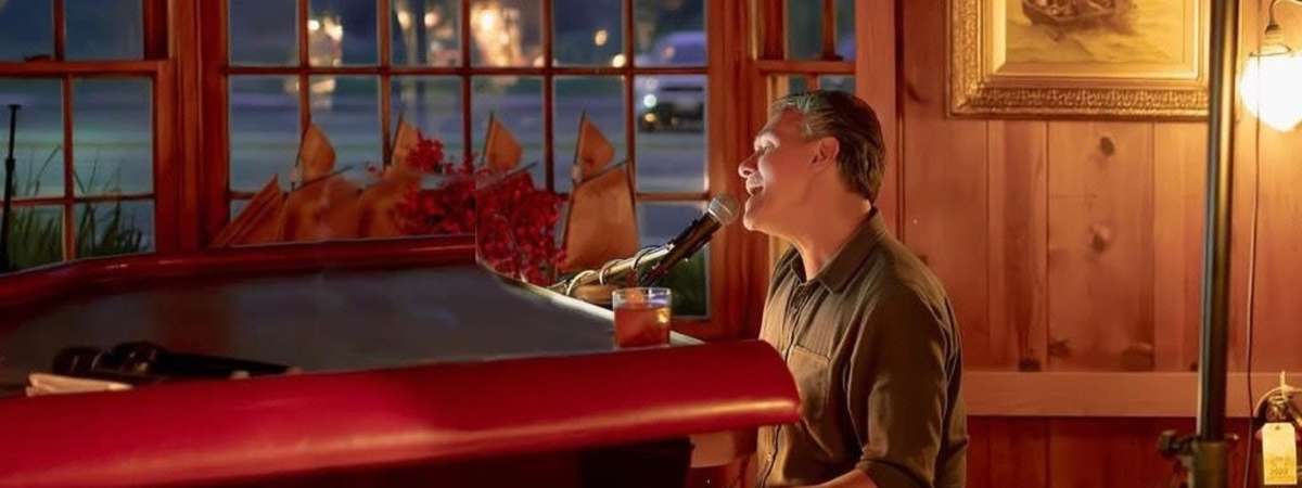 Piano Karaoke with John Khoury