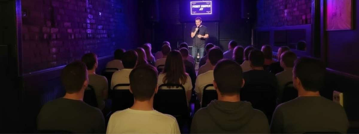 FUNNY PEOPLE Live | Stand-Up Comedy on the Upper East Side
