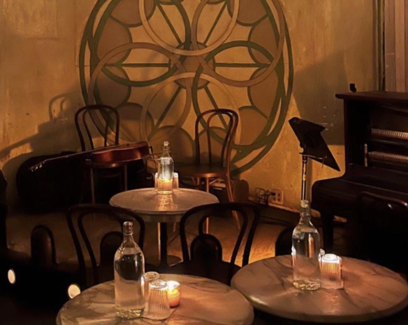 Happy hour Jazz with David Bailis!