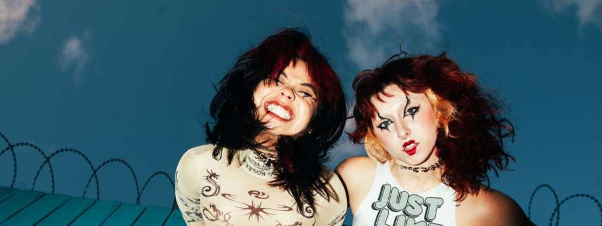 Babe Haven with Scarlet Demore