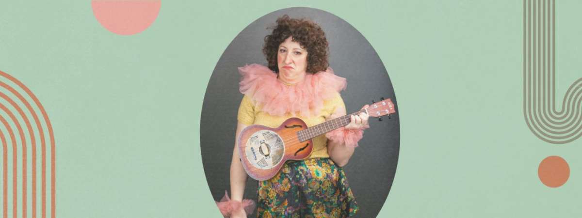 Vintage Tunes, Modern Gal