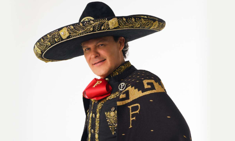 Pedro Fernández - Ave Fénix Two’r