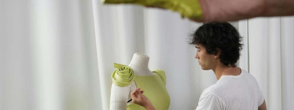 Joe Ando x Lindt Strawberry Matcha Pop-Up