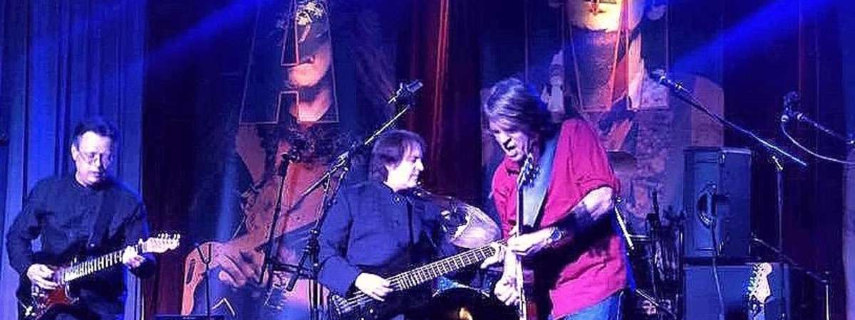 Zen Archer - Saturday Night Show LIVE