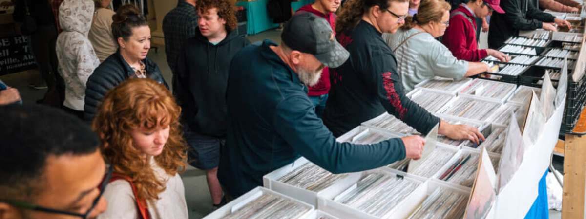 Records & Retro: A Market to Celebrate All Things Groovy