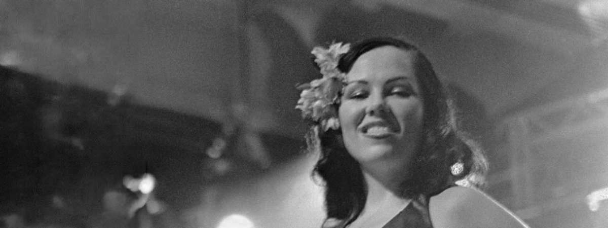 Sunday Swing Dancing with “Lavay Smith & Her Red Hot Skillet Lickers”