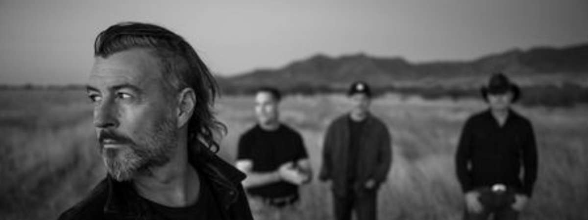 Roger Clyne and The Peacemakers with Special Guest Ike Reilly