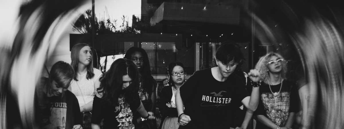 Teen B-Side: Mae Hunniford & Destino
