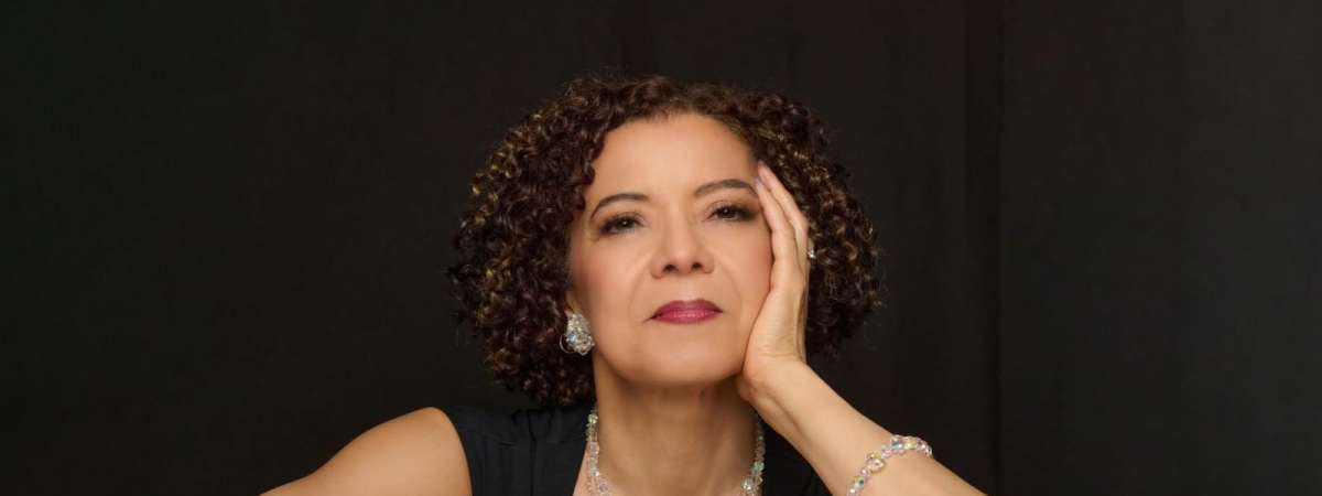 Leslee Warren: Light Dark & Stormy - Lena Horne