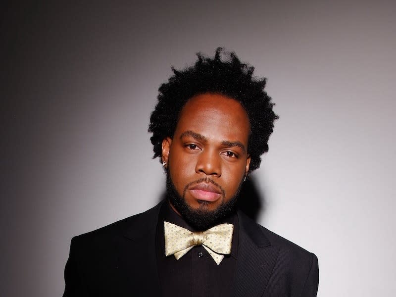 Dwele
