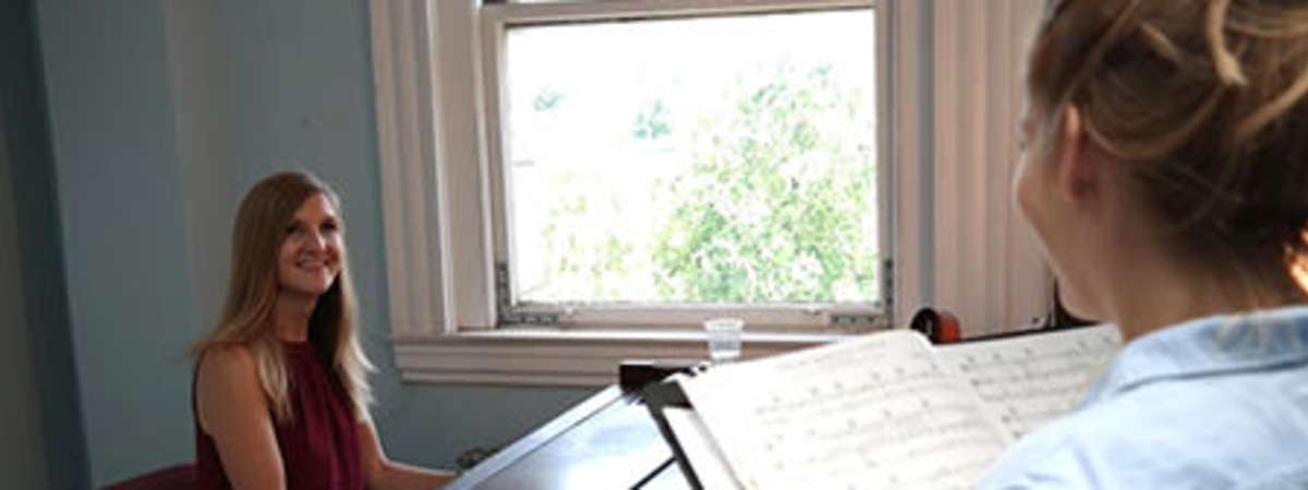 Amy Dancz Voice Studio Open Mic