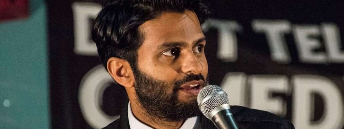 Asif Ali Live!