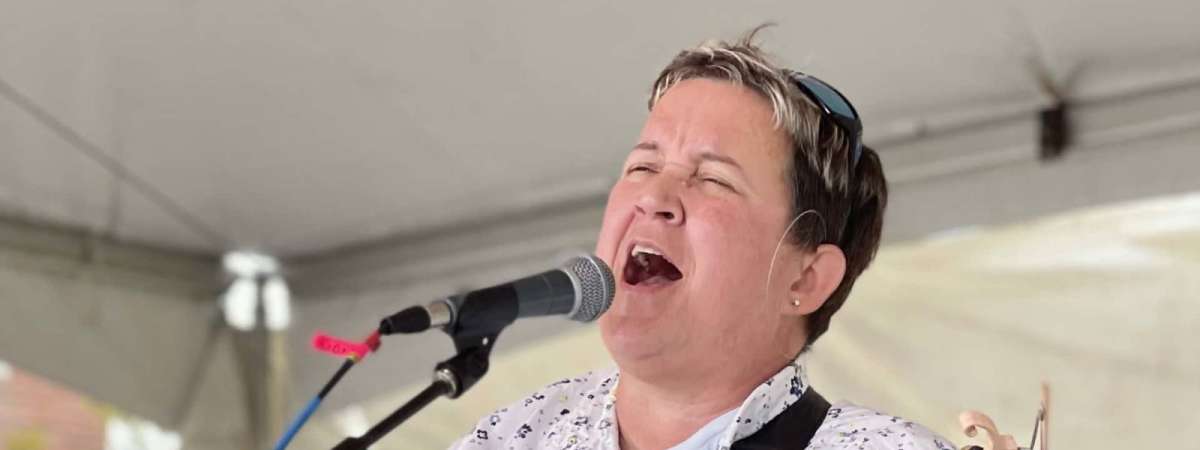Live Music – Karen Grenier