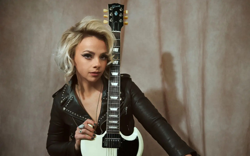 Samantha Fish with Zac Schulze Gang