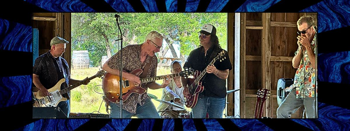 Movin' & Groovin' with Moving Blues