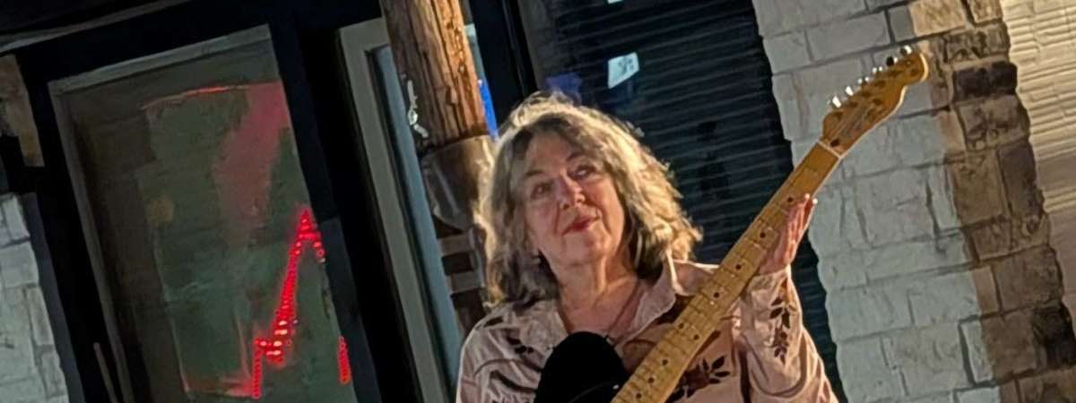 Allison Fisher Trio - Early Show at the Big Top!