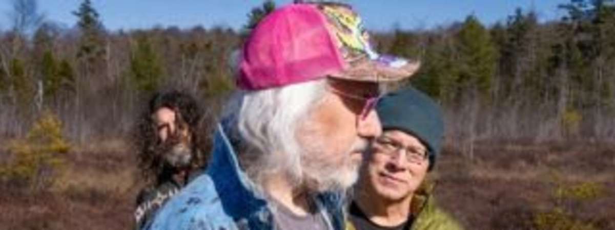 Dinosaur Jr. with special guest Starcrawler