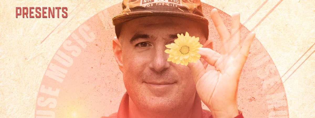 Live in The Atrium: Justin Martin