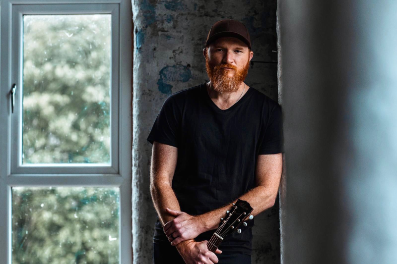 Song In A Hat With Eric Paslay