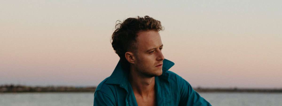 Early Show: Connor Roff
