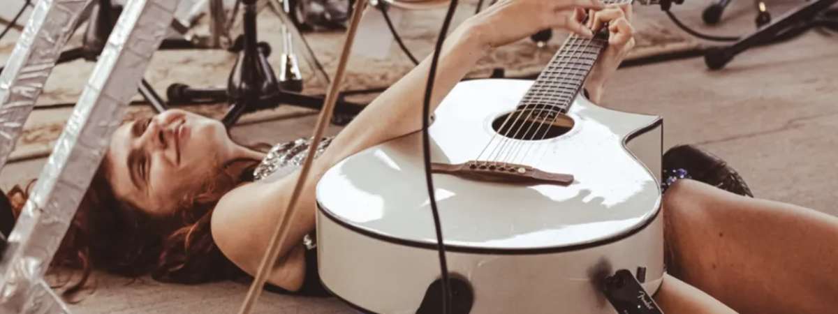 Couple of Wanderers - Faith Kelly & Caswyn Moon - No Cover