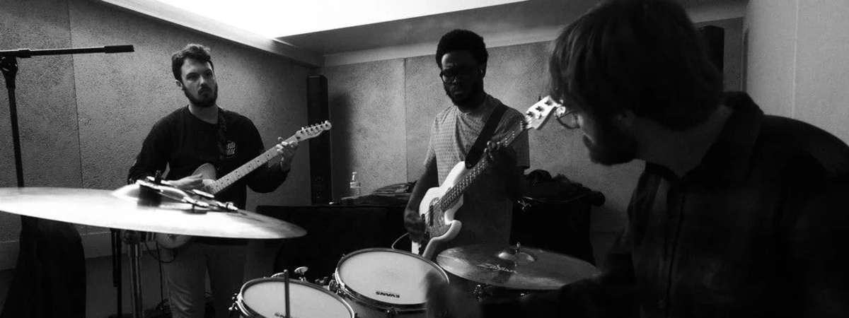 Playing with Fire - Live Music No cover