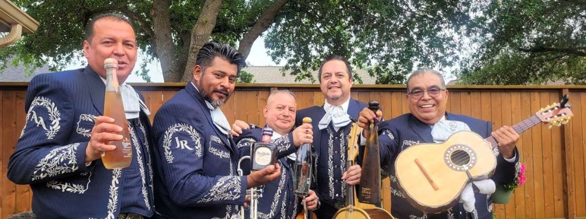 Mariachi Loco de Juan Medina @ El Tiempo POST