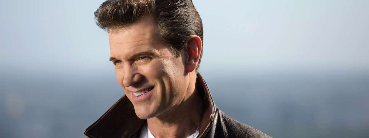 Chris Isaak
