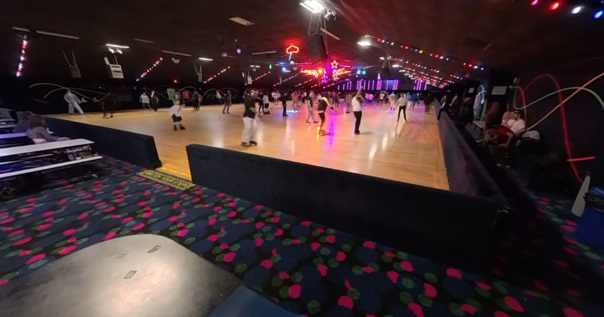 Adult Skate Night