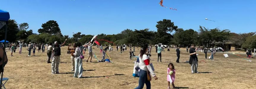 4th Annual Kite By The Bay
