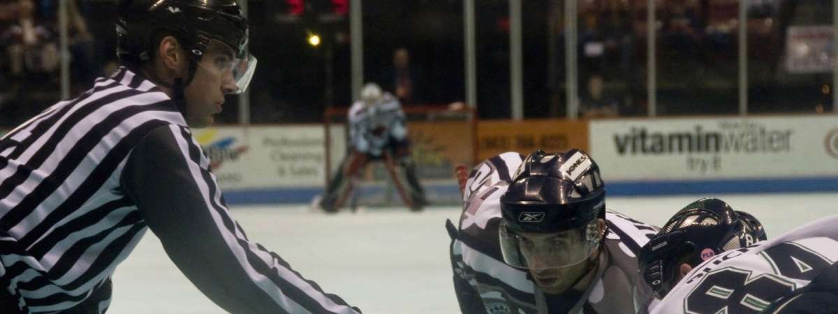 Hockey Knight In Jersey - Penn State v Army