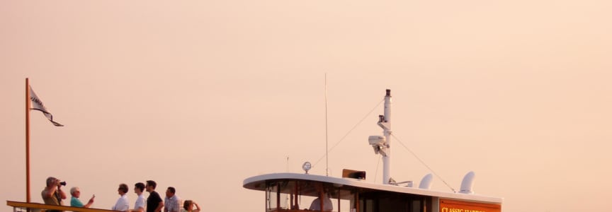 PRIVATE CHARTER on Yacht MANHATTAN - AIANY Architecture