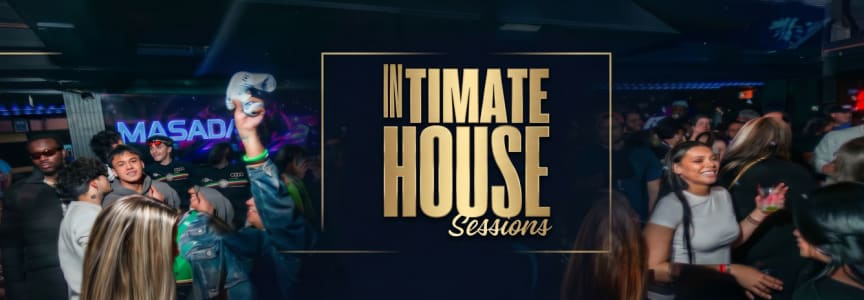 INTIMATE HOUSE SESSIONS