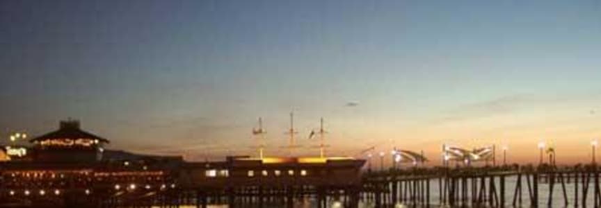 Free Sunset Yoga at Redondo Beach Pier