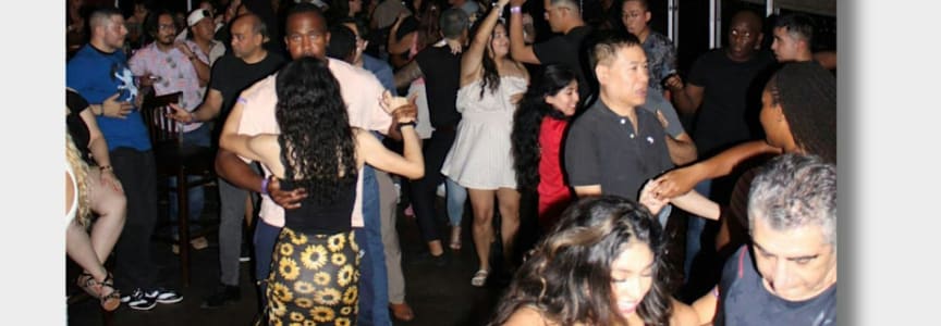 Bachata y Salsa Night in River Oaks- Noche de Baile Social Club