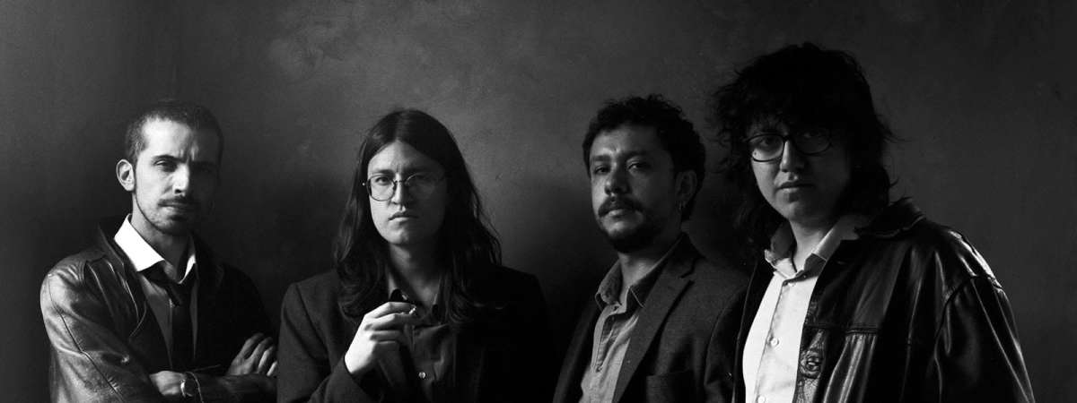 Nicolás y Los Fumadores