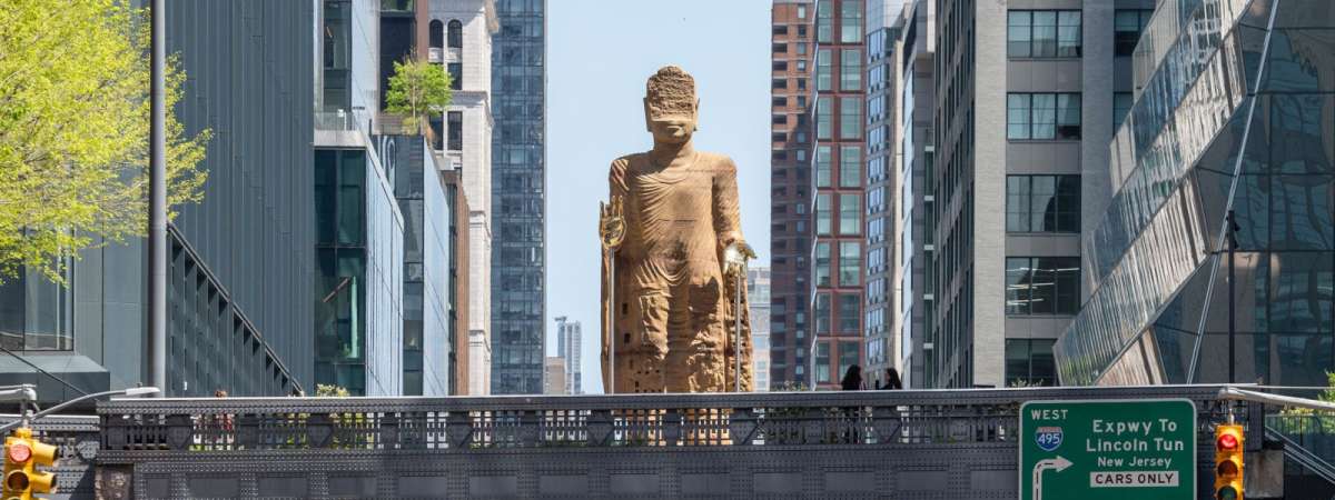 High Line Plinth: Lectures & Meditations – Monuments to War