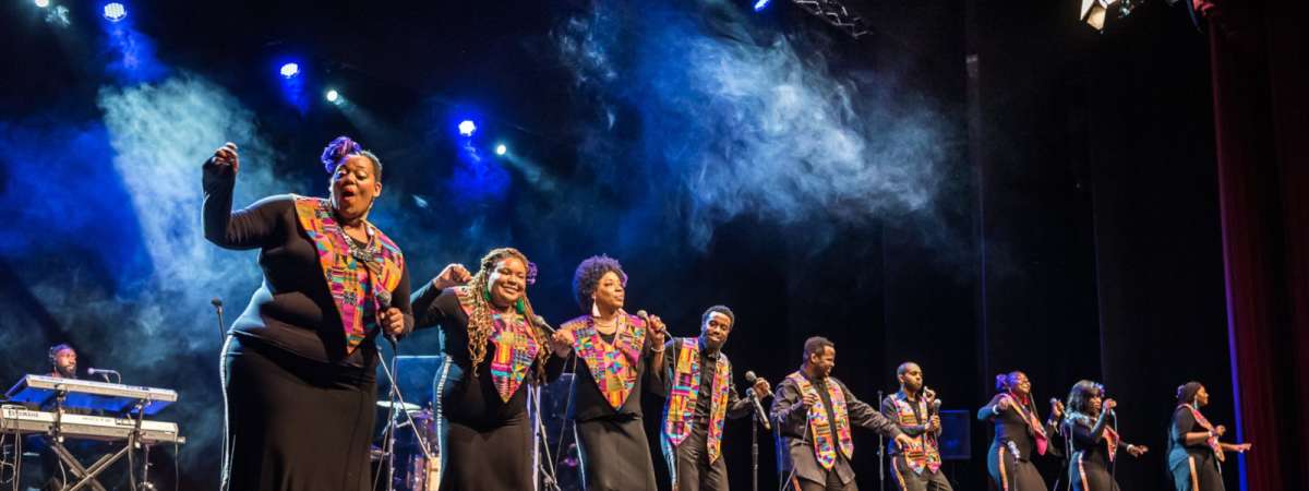 The World Famous Harlem Gospel Choir - Christmas Eve Show