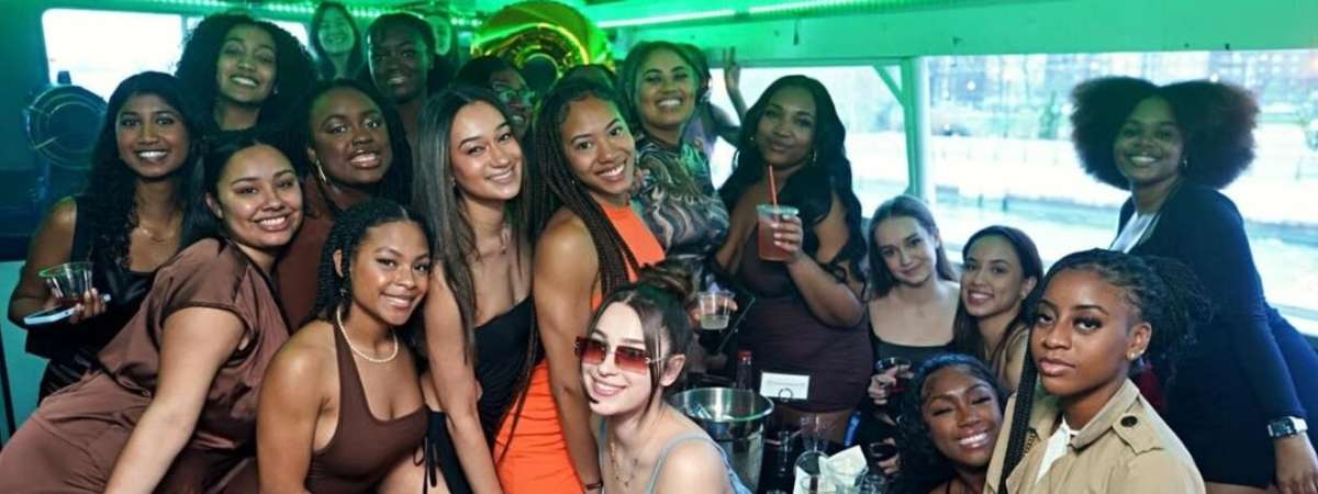 NYC Hip Hop vs Reggae Saturday Sunset Booze Cruise Yacht Party at Pier 36
