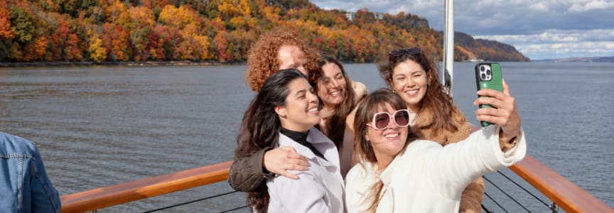 Grand Palisades Fall Foliage Cruise