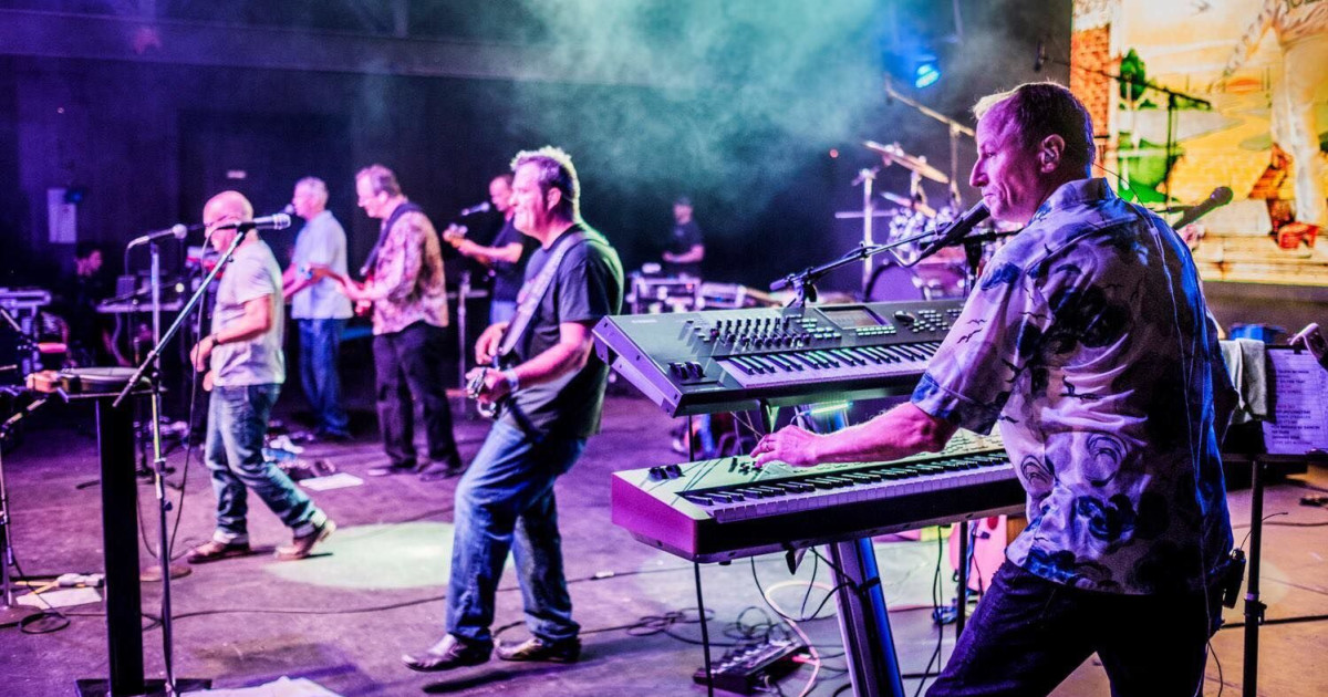 Mood Ring Engagement & Electric Garden in Louisville at