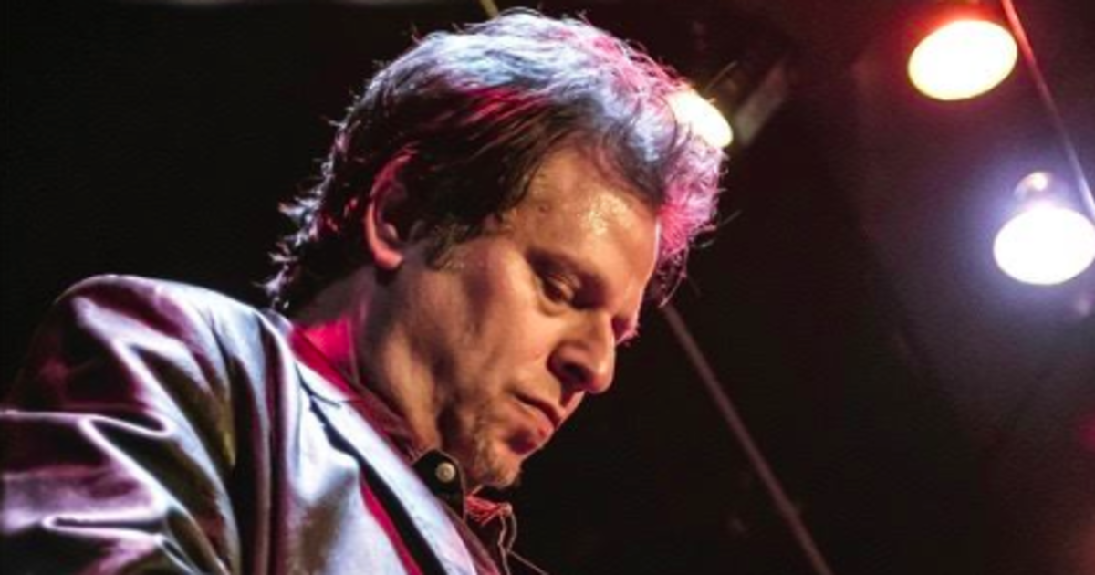 Dave Specter in Arlington Heights at Hey Nonny