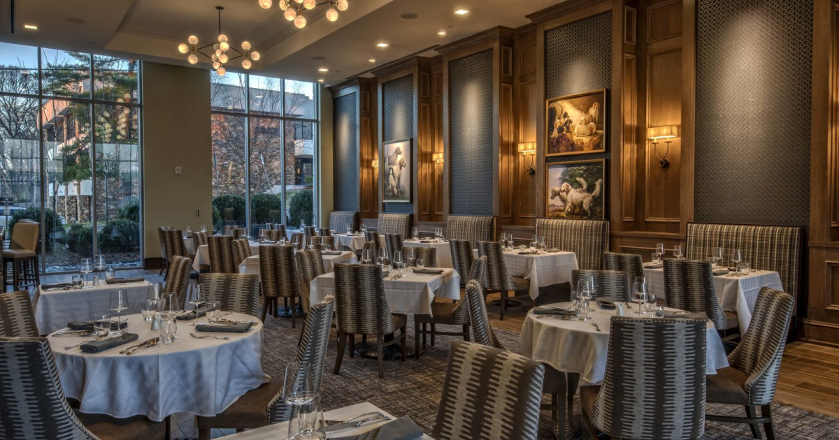 Valentine's Dinner in Nashville at Harth Restaurant &amp; Bar