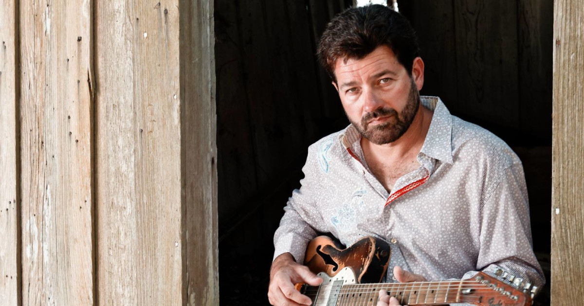 Tab Benoit