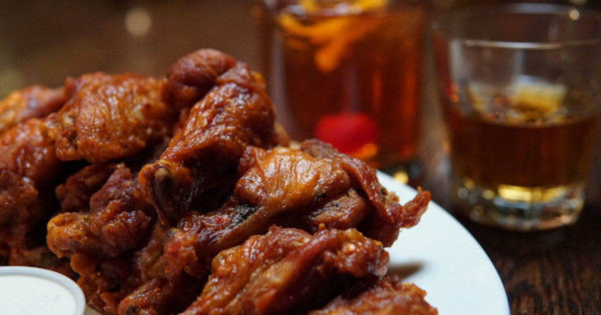 Whiskey & Wings Bar Crawl in Indianapolis at Broad Ripple