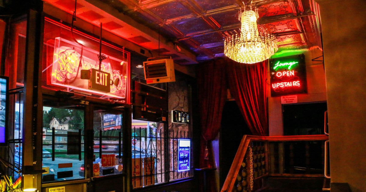 Sunday Afternoon Tea Dance in Kansas City at Missie B's