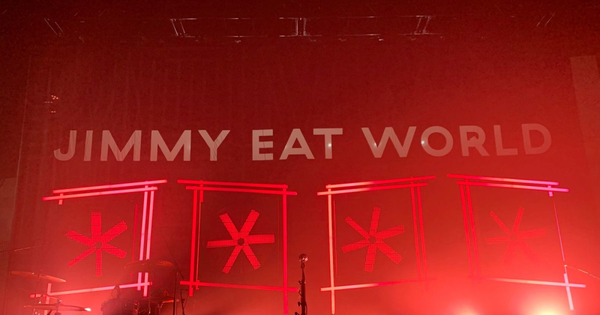 Jimmy Eat World The Front Bottoms In New York At The Rooftop At