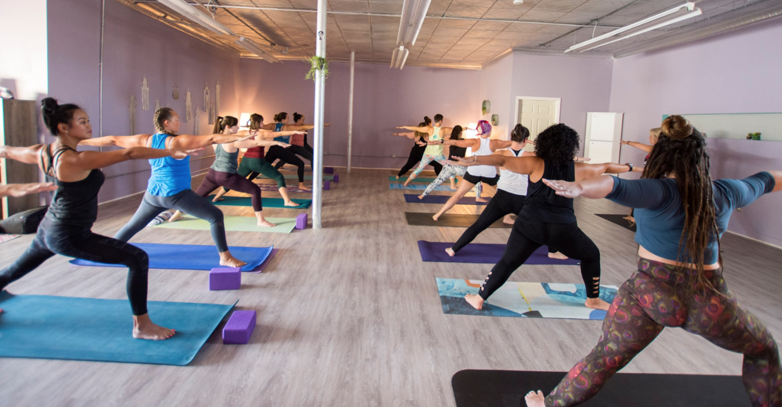 Nashville Gyms & Yoga Studios Livestreaming Cla...