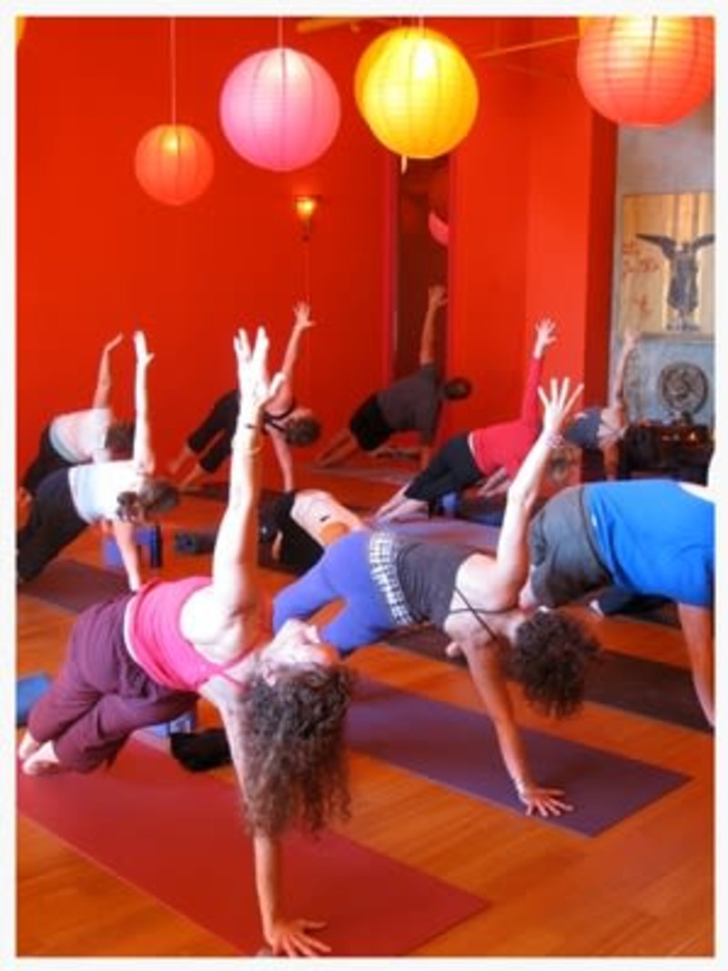 Online Yoga Classes in Seattle at DoStuffAtHome