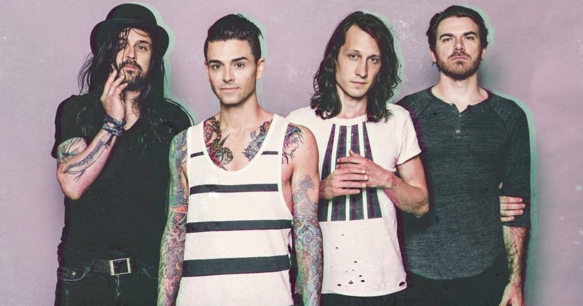 Dashboard Confessional in Boston at DoStuffAtHome